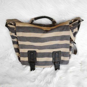 Cute and Functional Bag Perfect For Lots of Things